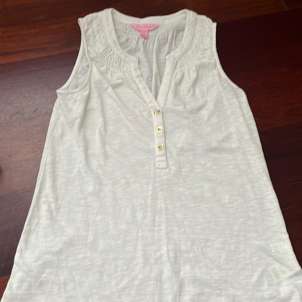 White Lilly Pulitzer tank top size XXS